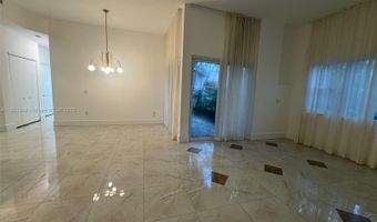 20000 E Country Club Dr 104, Aventura, FL 33180