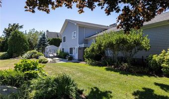 16 Central St, Charlestown, RI 02813