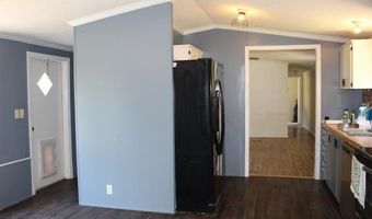 188 Compass Lake Dr, Alford, FL 32420