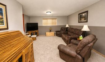 1016 SW 16th Ave, Aberdeen, SD 57401