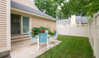 2 Turnberry Cir 113, Bedford, NH 03110