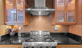 2816 27TH St NW, Washington, DC 20008