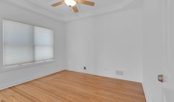 427 W Natoma Ave, Addison, IL 60101