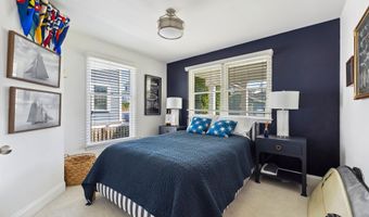 56 W 13th St, Avalon, NJ 08202
