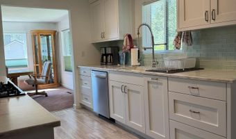 643 S Main St, Cascade, ID 83611