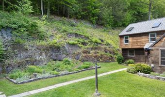 25-27 Gingko Ln, Brattleboro, VT 05301