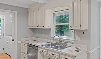 3104 Braywood Ct, Apex, NC 27539