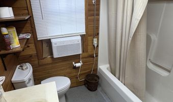 915 Wheeler Mountain Rd, Barton, VT 05822