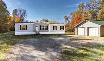 3 Back Rd, Abbot, ME 04406