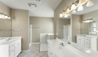 9134 Oxford Place Dr, Baton Rouge, LA 70809