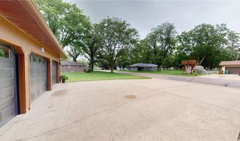 2017 Highland Ave, Albert Lea, MN 56007