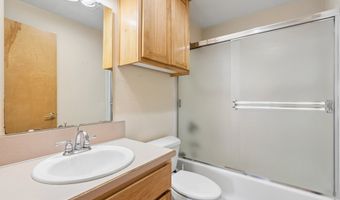 22016 AIRPORT Rd NE, Aurora, OR 97002