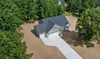 1765 Fairview Dr, Allegan, MI 49010