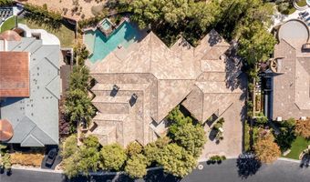 33 Promontory Ridge Dr, Las Vegas, NV 89135