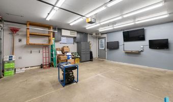 523 Kyle Ave, Baltic, SD 57003