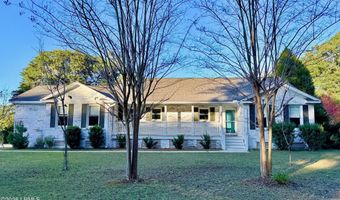 30 Barnwell Dr, Beaufort, SC 29907