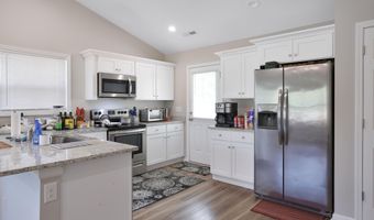 168 Rosedale Dr, Aynor, SC 29511