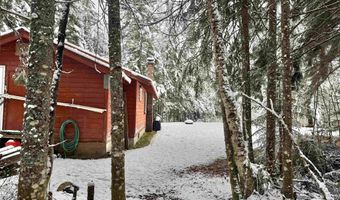 3563 E Branch Rd, Averill, VT 05901