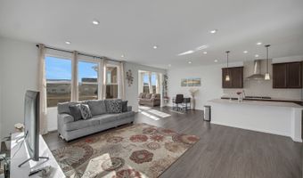 2111 Schmitt Cir, Algonquin, IL 60102