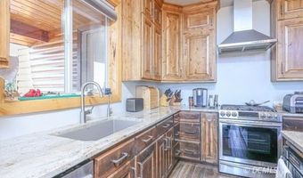 3895 N Royal Dr, Alton, UT 84710
