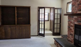 505 S Wooster St, Algona, IA 50511