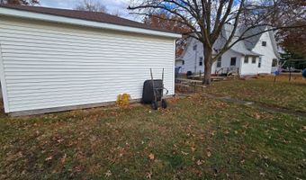 211 N. Main St, Alexis, IL 61412