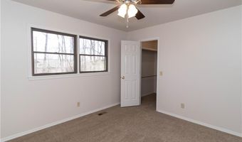 1 Sandon Ln, Bella Vista, AR 72715