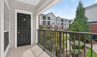 4850 EISENHOWER Ave 202, Alexandria, VA 22304