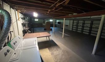 13 Chopin Pkwy, Amsterdam, NY 12010