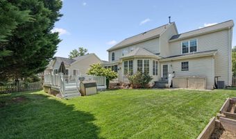 43949 BRUCETON MILLS Cir, Ashburn, VA 20147