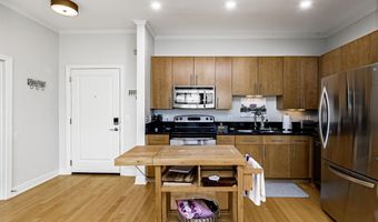 7707 Bluebonnet Blvd #323, Baton Rouge, LA 70810