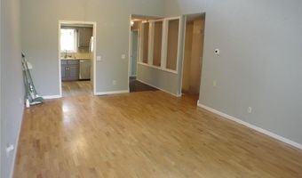 9 Connie Ln, Bella Vista, AR 72715