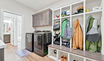 15 Kodak Ln, Angola, IN 46703
