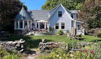11 Harbor St, Jamestown, RI 02835