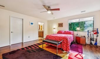 9305 FRIARS Rd, Bethesda, MD 20817