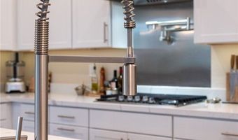 10631 Silver Pond Ave, Las Vegas, NV 89135