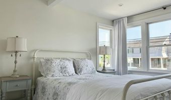 64 Bridge Ave, Bay Head, NJ 08742