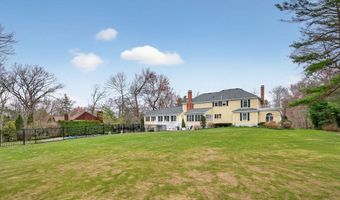21 Greybirch Rd, Andover, MA 01810