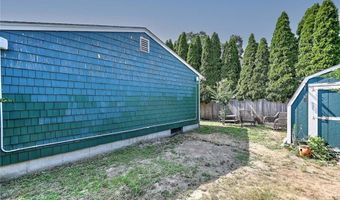 104 Stanton Ave, East Providence, RI 02915
