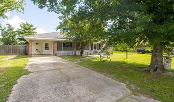 517 Victoria St, Bay St. Louis, MS 39520