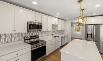 28 Pebble Ct 14, Barrington, NH 03825