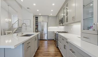 2842 Luciernaga St, Carlsbad, CA 92009