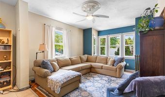 93 Whipple Ave, Cranston, RI 02920