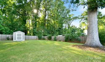 4014 Larkspur Ln, Charlotte, NC 28205