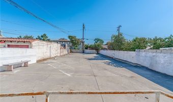8464 California Ave, South Gate, CA 90280