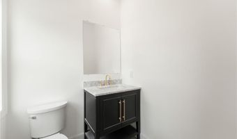 51 Burnett Rd, Warwick, RI 02889