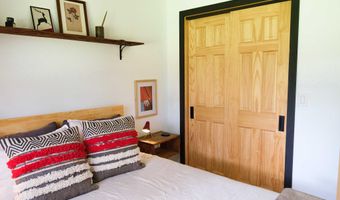 260 Gladstone Hollow Rd, Andes, NY 13731