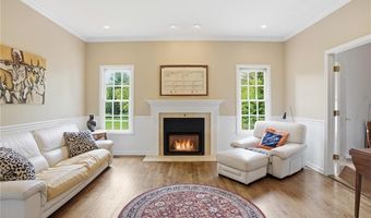 3 Cedar Rock Mdw, East Greenwich, RI 02818