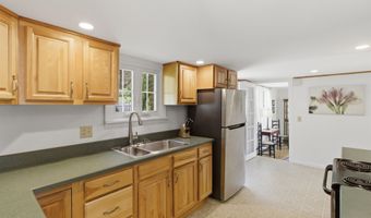 302 Prospect St, Bennington, VT 05201