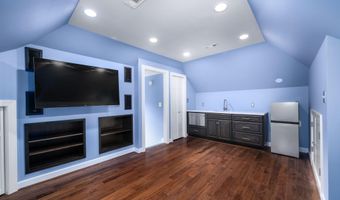 407 Maple Creek Ct, Apex, NC 27502